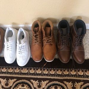 Variety of shoes, some are 9 and some are 9.5
